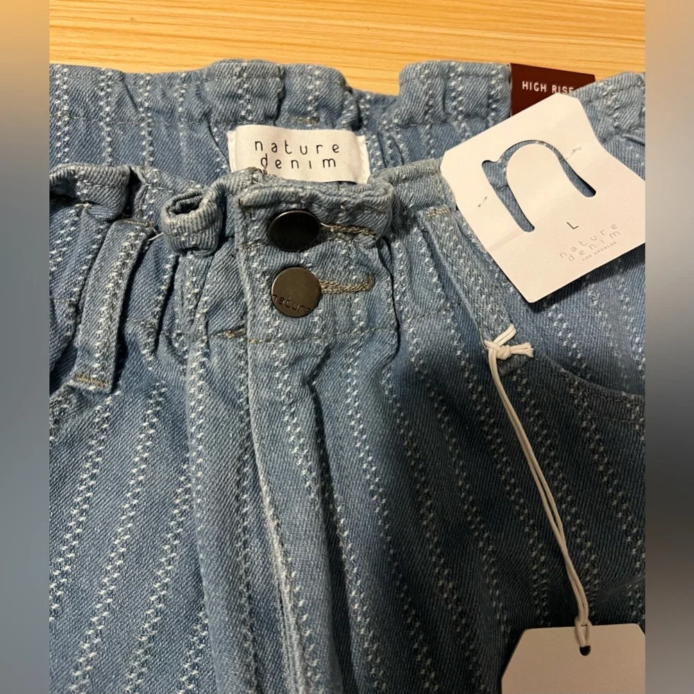 Nature Denim High Rise Striped Paperbag Waist Shorts Blue Size L Resort Cruise - Picture 5 of 8